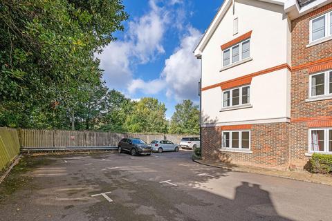 2 bedroom flat for sale, Cheam Road, Sutton SM1