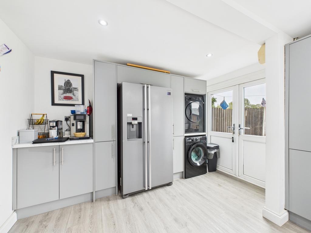 Breakfast/kitchen