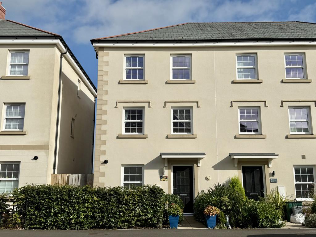 Attractive Town House