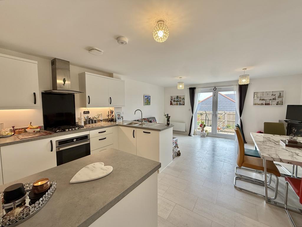 Open Plan Kitchen/Family Room with Karndean...