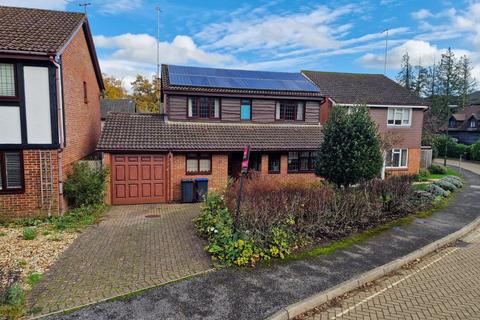 4 bedroom detached house for sale, Bridgers Mill, Haywards Heath RH16