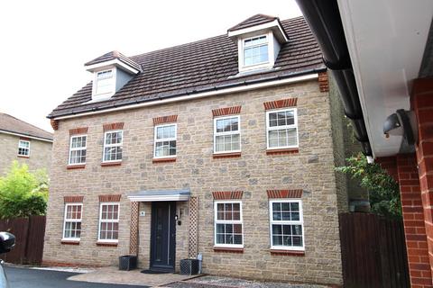 5 bedroom detached house for sale, Bryn Dryslwyn, Bridgend, Bridgend County. CF31 5BT