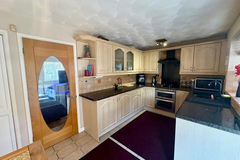 3 bedroom semi-detached house for sale, Broadway Irlam, Manchester