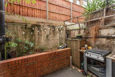 16 Pearson Street, London, E2 8JD