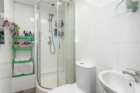 16 Pearson Street, London, E2 8JD