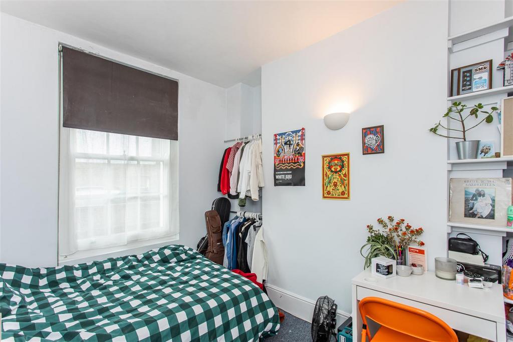 Fifth Bedroom