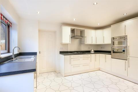 4 bedroom detached house for sale, Bonsor Drive, Kingswood, Tadworth