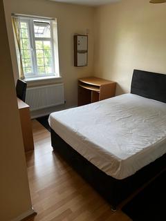 undefined, Copper Mill Drive, Isleworth, TW7 6PT