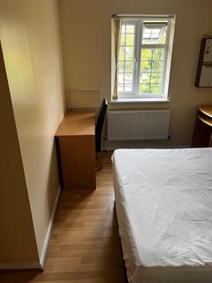 undefined, Copper Mill Drive, Isleworth, TW7 6PT