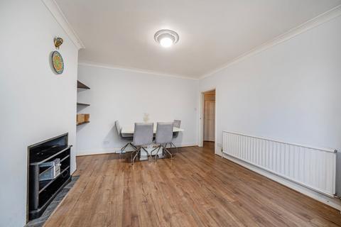 undefined, Glendor Gardens, London, NW7