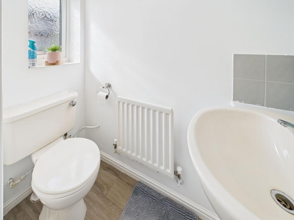 Ground Floor Wc