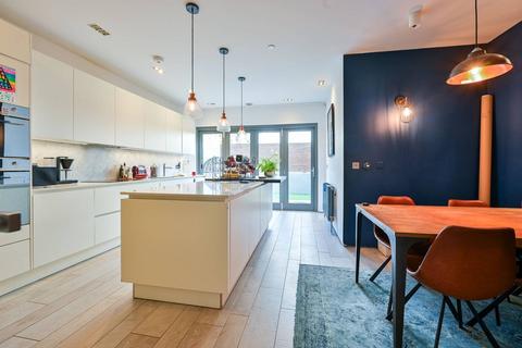 3 bedroom end of terrace house for sale, Moonlight Drive, Dulwich, London, SE23