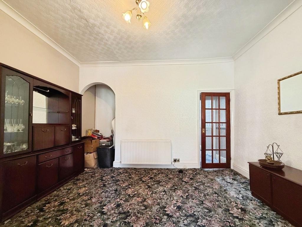 Pbox-living room-338837.jpg