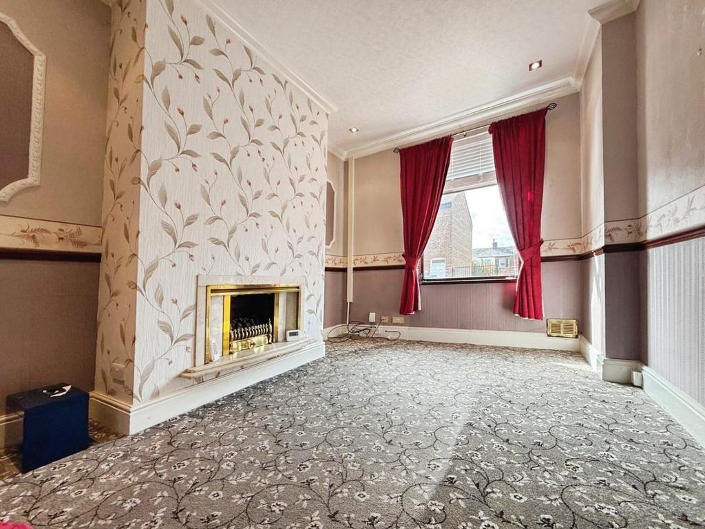 Pbox-living room-338837.jpg