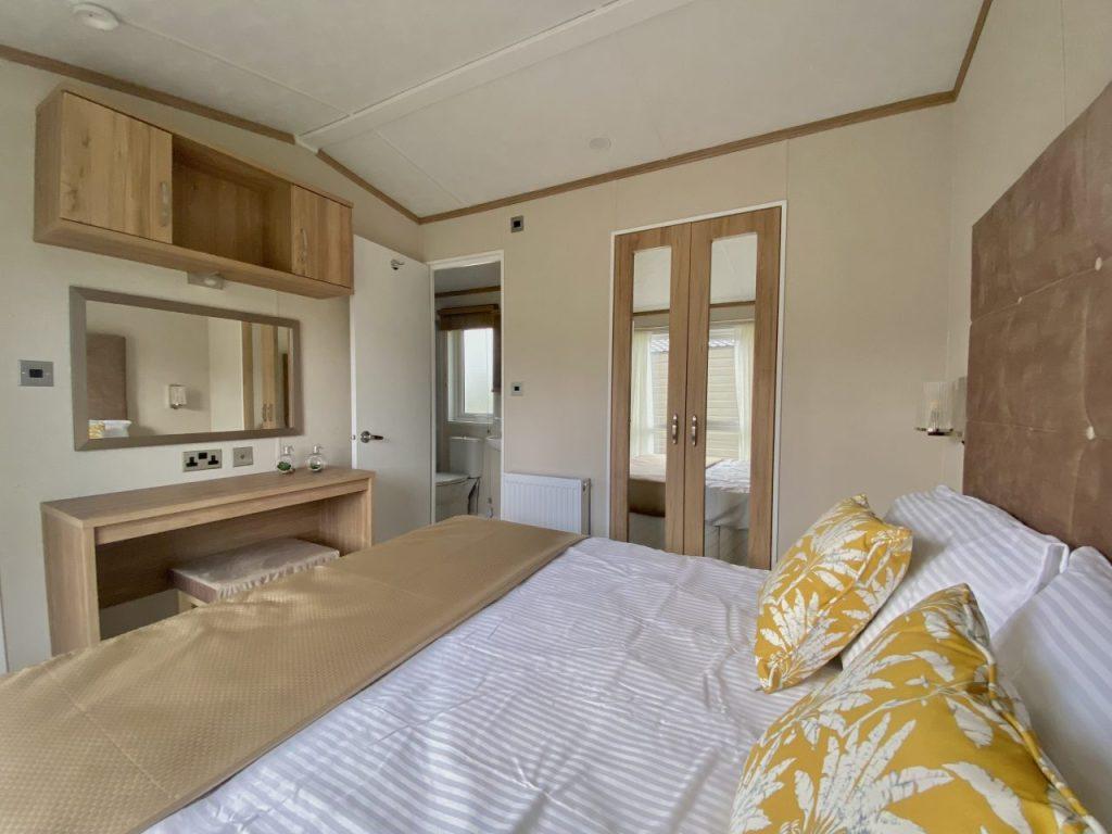 Serena Lodge B.jpg
