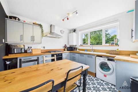 8 Hillcrest Close, Kingsley Holt, Stoke-on-trent, ST10 2BL