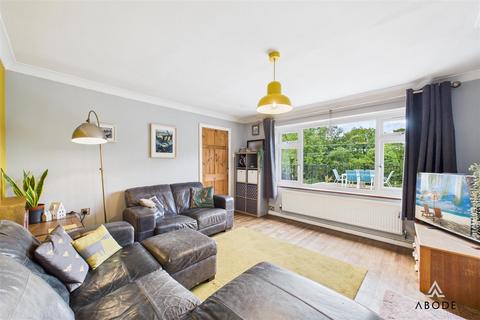 8 Hillcrest Close, Kingsley Holt, Stoke-on-trent, ST10 2BL