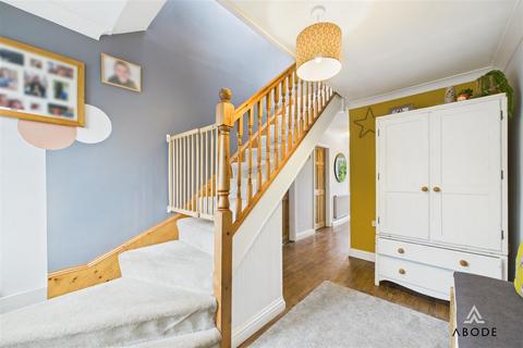 8 Hillcrest Close, Kingsley Holt, Stoke-on-trent, ST10 2BL
