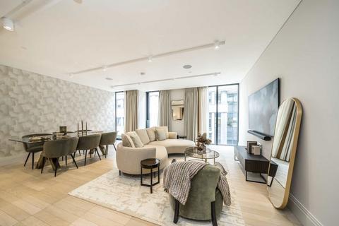 3 bedroom flat to rent, Cork Street, London W1S