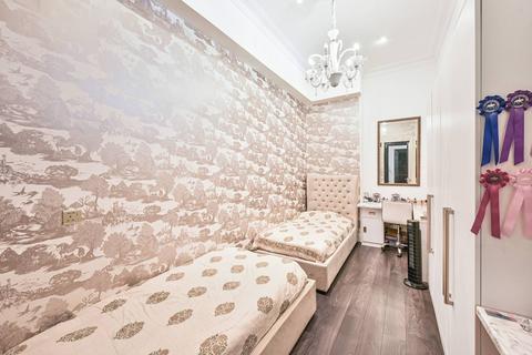 5 bedroom flat for sale, Fortune Green Road, West Hampstead, London, NW6