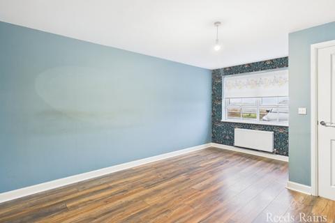 3 bedroom terraced house to rent, Dunstanburgh Walk, Durham DL16