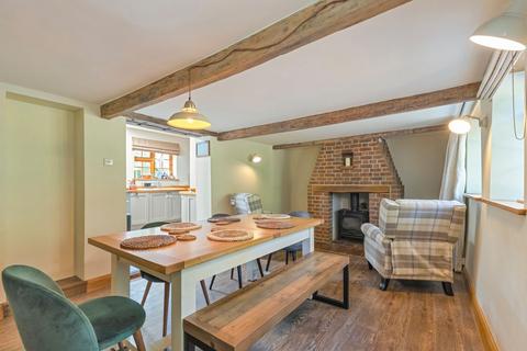 undefined, Wymondham