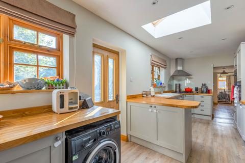 3 bedroom cottage for sale, Wymondham