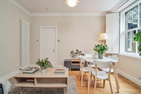 25 Belgrave Crescent, Edinburgh, EH4 3AL