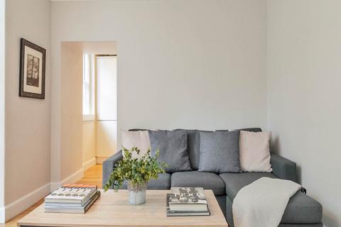 25 Belgrave Crescent, Edinburgh, EH4 3AL