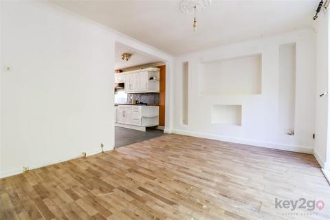 3 bedroom terraced house for sale, Shortbrook Close, Westfield, Sheffield, S20