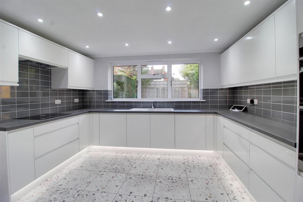 IMG 8776-IMG 8778.jpg