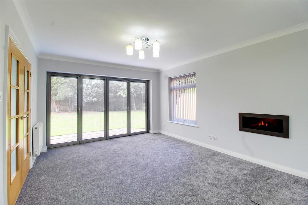 IMG 8848-IMG 8850.jpg