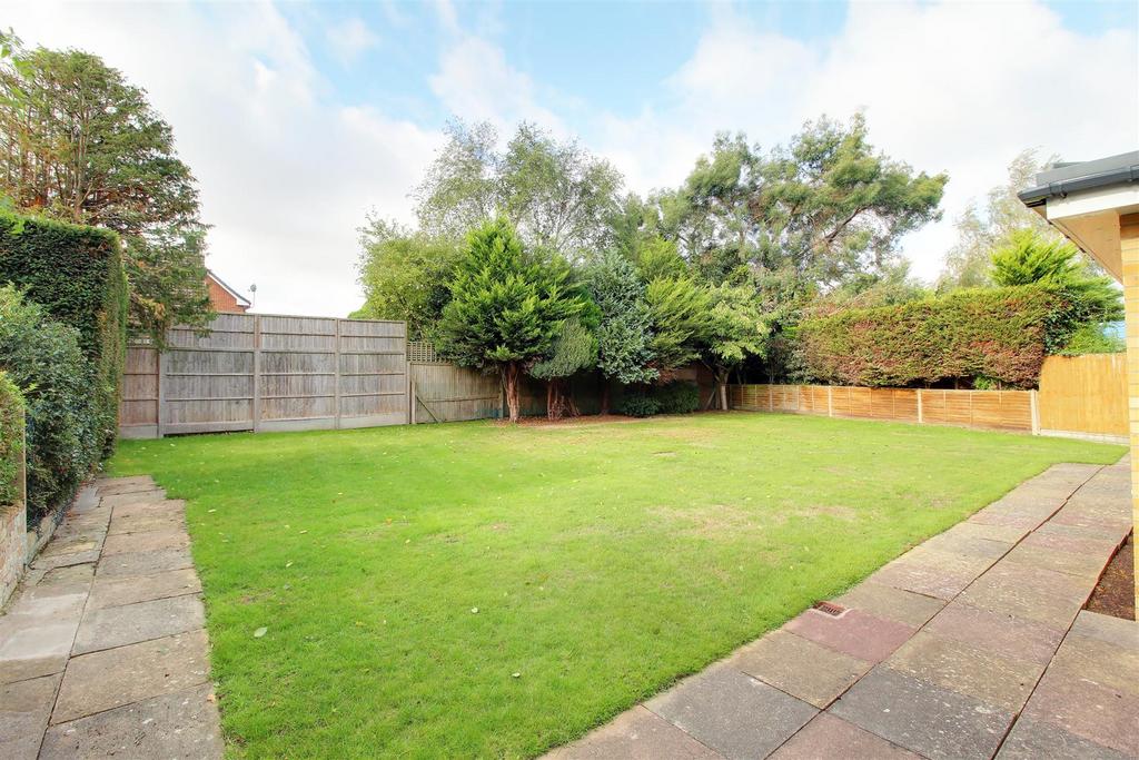 IMG 8833-IMG 8835.jpg