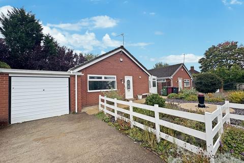 2 bedroom bungalow for sale, Lower Southfield, Westhoughton, BL5