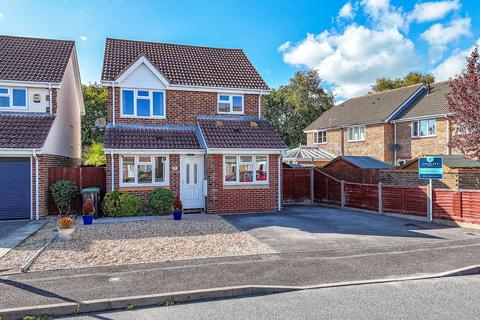 4 bedroom detached house for sale, Miller Road, Christchurch, BH23