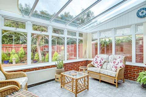 4 bedroom detached house for sale, Miller Road, Christchurch, BH23