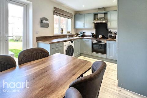 2 bedroom semi-detached house for sale, Donington PE11