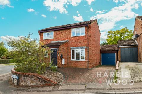 3 bedroom detached house for sale, Curlew Croft, Colchester, Essex, CO4