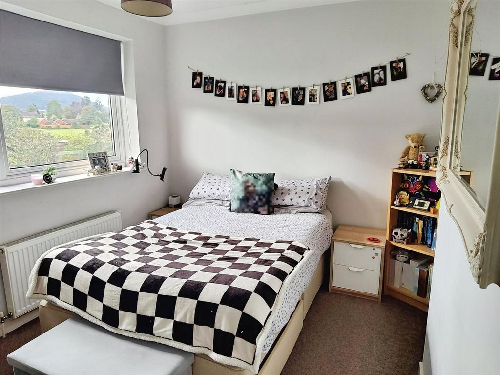 Bedrooms 2