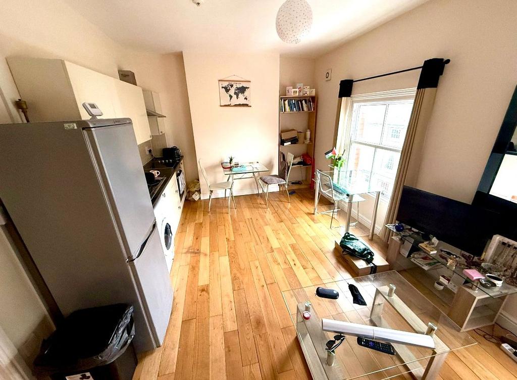 Apartment in Leicester, City of Leicester - View 4