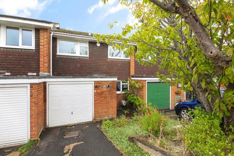 3 bedroom terraced house for sale, Finchampstead, Wokingham RG40