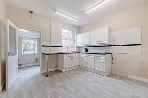 2 bedroom terraced house for sale, Macclesfield, Cheshire