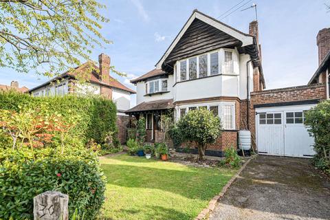 4 bedroom detached house for sale, Hinchley Drive, Hinchley Wood, KT10