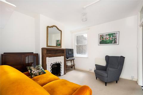 2 bedroom flat for sale, Greenwich Court, Cavell Street, London, E1