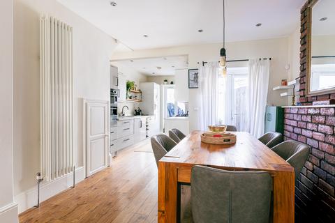 2 bedroom end of terrace house for sale, Staple Hill, Bristol BS16