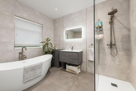 2 bedroom detached bungalow for sale, Norwood Road, Skegness PE25