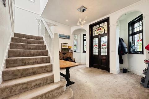 undefined, Old Broadway, Didsbury, Manchester, M20