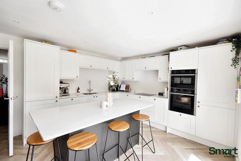 4 bedroom detached house for sale, Exeter EX1