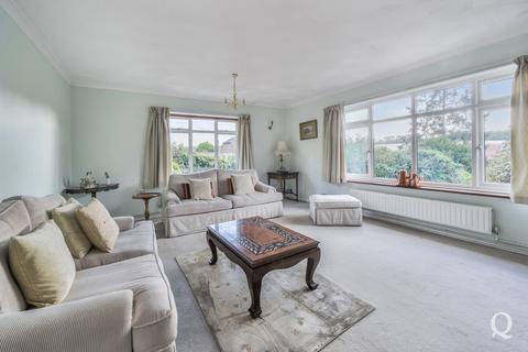 4 bedroom bungalow for sale, Highsted Valley, Rodmersham, Sittingbourne, Kent, ME9
