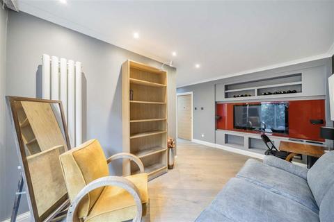 3 bedroom flat to rent, Montagu Square, London W1H